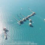 Discrepancias entre autoridades y activistas sobre limpieza de derrame en costa de Veracruz