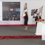 México, el país que menos gasta en salud pública por persona en AL, mientras gobierno anuncia contrataciones y amplía programas sociales