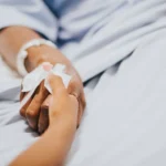 Joven de Cataluña recibe eutanasia tras batalla legal de casi dos años con su padre