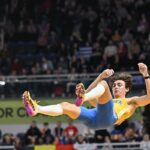 Mondo Duplantis eleva el récord mundial de salto con pértiga a 6.31 metros en Torun