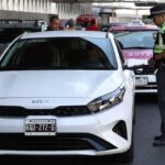 Uber y taxis concesionados anuncian alianza en CDMX; persisten operativos contra conductores en AICM