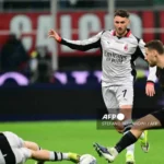 Santiago Giménez regresa a las canchas con el AC Milan tras superar lesión