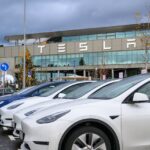 Embajador chino advierte impacto de aranceles mexicanos; Tesla planea comprar equipos en China por 2,900 mdd