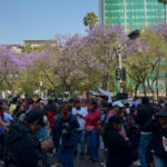 CNTE realiza paro y marcha en CDMX para exigir reforma al sistema de pensiones