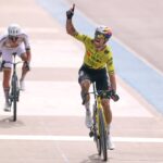 Paul Seixas gana la Vuelta al País Vasco; Wout van Aert se impone en la París-Roubaix
