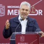 Gobernador de Michoacán pide apoyo de Interpol para localizar a exgobernador Silvano Aureoles