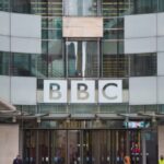 BBC anuncia recorte de 2 mil empleos, el mayor en 15 años