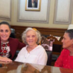 Claudia Sheinbaum se reúne con Elena Poniatowska y Jesusa Rodríguez en Palacio Nacional