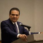 Confirma Sheinbaum ficha roja de Interpol contra Silvano Aureoles; lo acusan de fraude y homicidio