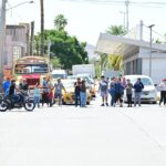 Tromba en Lerdo derriba 167 árboles; vecinos de Torreón bloquean vialidad por falta de luz