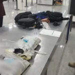 Aseguran presunta cocaína en maleta con doble fondo en el AICM