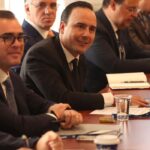 México y EU profundizan diálogo sobre minerales críticos y revisión del T-MEC