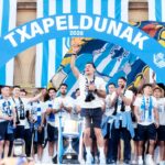 Real Sociedad dedica su cuarta Copa del Rey a la afición en una celebración multitudinaria en San Sebastián