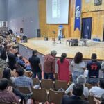 Homenajean a Francisco Bravo por 41 años de labor docente y sindical en la BENM