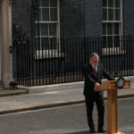 Keir Starmer renuncia como primer ministro británico; Andy Burnham es el favorito para sucederlo