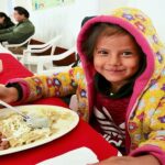 Localizan a niña sola dentro de un automóvil en la colonia San Ramón de Puebla