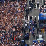 Los Knicks celebran su primer título en 53 años con desfile multitudinario en Nueva York y aceptan visita a la Casa Blanca