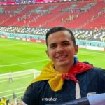 Juan Francisco Rueda: el periodista ecuatoriano que conquistó las redes con su cobertura del fútbol