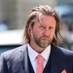 Sentencian a prisión a Carl Rinsch por desviar fondos de serie de Netflix
