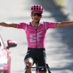 Richard Carapaz gana la etapa 18 del Tour de Francia; UAE enfrenta problemas de salud