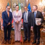 Kenia López Rabadán refrenda agenda común con Italia en reunión con Ignazio La Russa