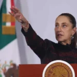 Sheinbaum duplica meta de creación de lugares en bachillerato a 400 mil