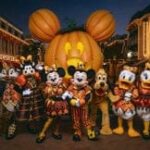 Inicia Halloween Time y Plaza de la Familia en Disneyland Resort