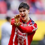 Olympiacos confirma a Armando ‘Hormiga’ González como nuevo refuerzo