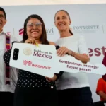 Entrega Sheinbaum 68 viviendas del Infonavit en Huajuapan de León; programa beneficiará a 12 millones de familias
